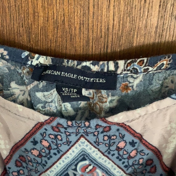 Women’s XS AE blue and pink flora summer dress - Picture 3 of 3